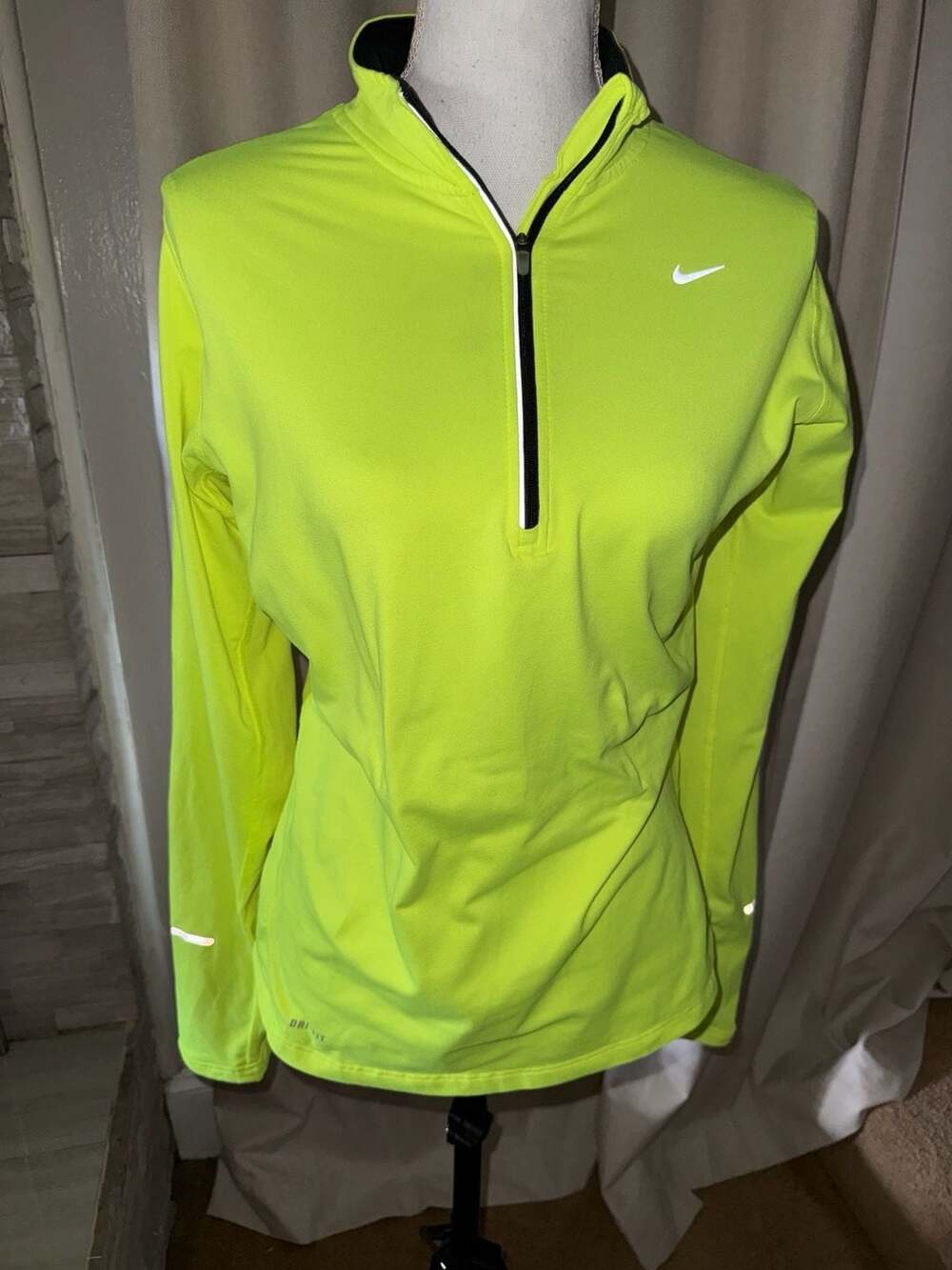 Nike Element Dri-Fit Pullover Size L Neon Yellow Half Zip Running Top